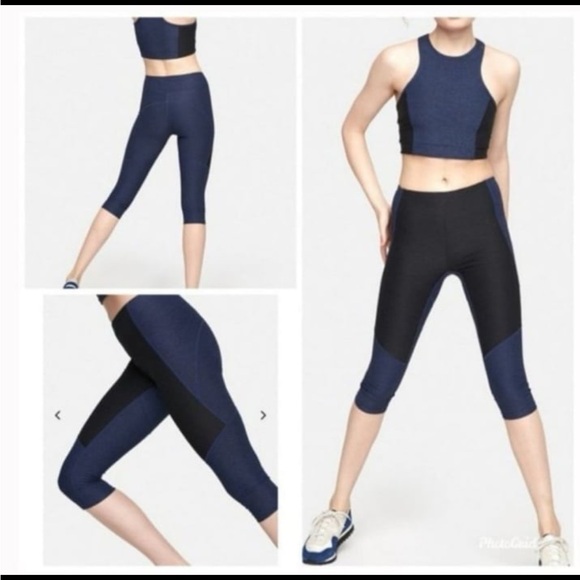 Outdoor Voices Lot of 2 size small leggings… navy blue crop capri style - Picture 2 of 8